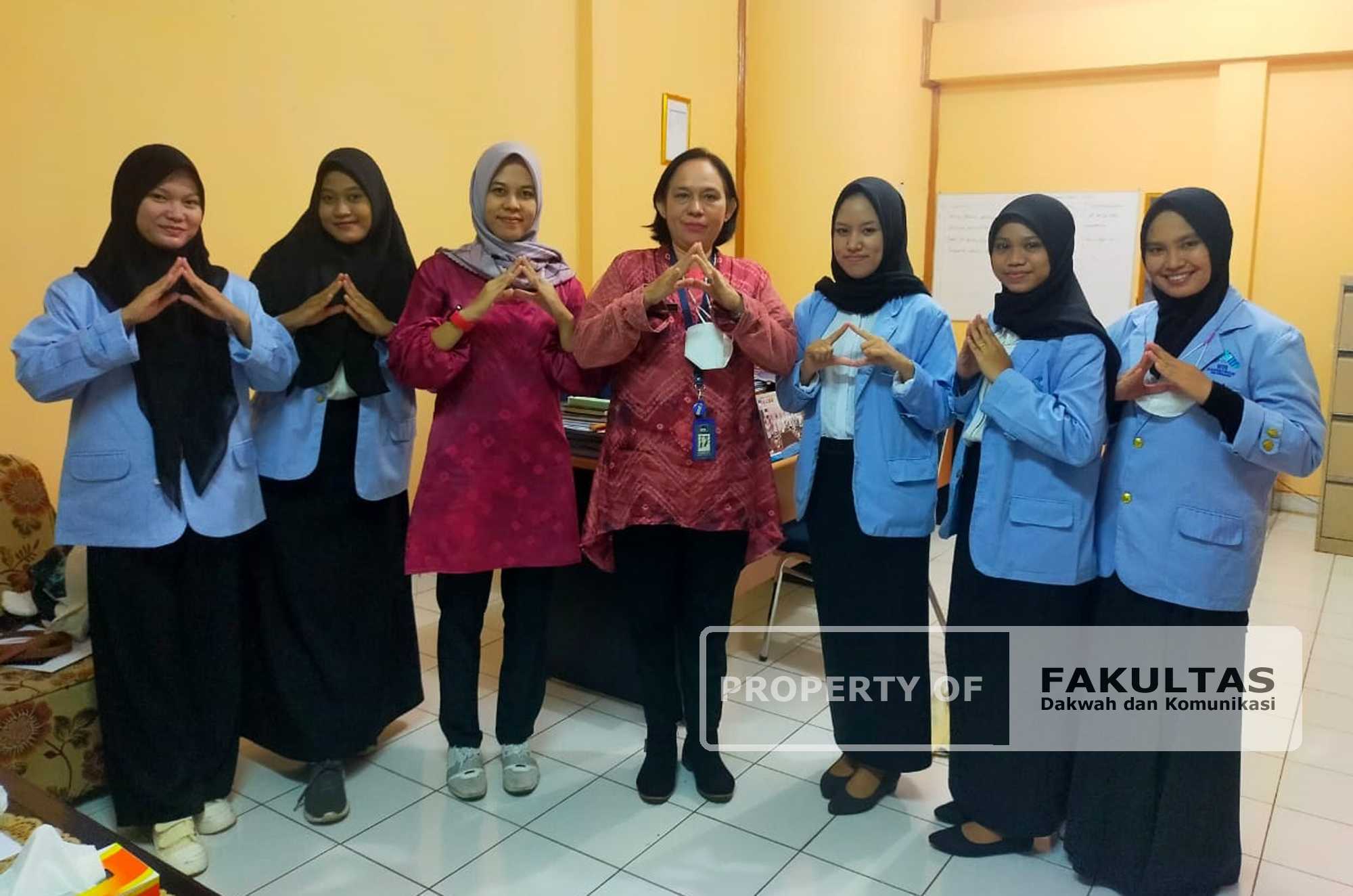 5 Mahasiswa KPI Magang di RRI Palembang